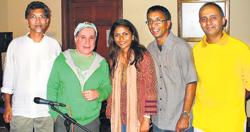 Paul Simon during his winter vacation in Sri Lanka 2006/07, with the band he was jamming with
