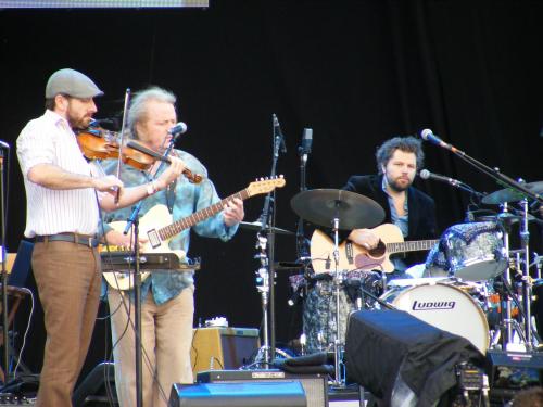 10043_gabe-witcher-punch-brothers-mark-stewart-and-jim-oblon-during-dazzling-blue-at-hard-rock-calling-2012.JPG