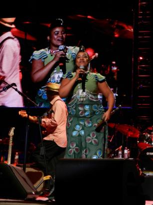 Thandiswa Mazwai - Forest National, Brussels - July 17, 2012