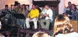 Private concert for Paul Simons family in Sri Lanka