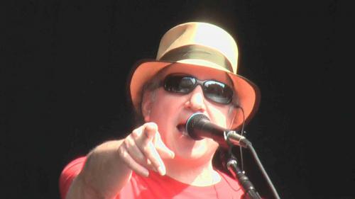 LORRACH NIKKI CONCERT REVIEW: ´and he pointed at me during the Cajan girls line of That was your mother.´