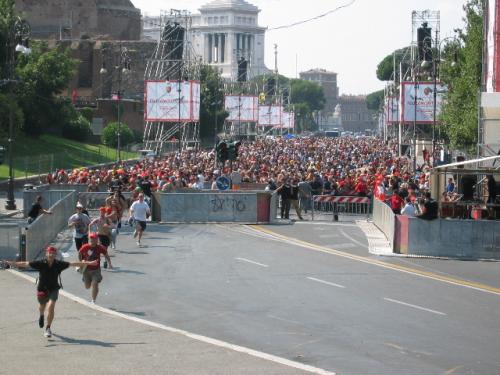 Crowd in Rome 2004 600.000 people ?